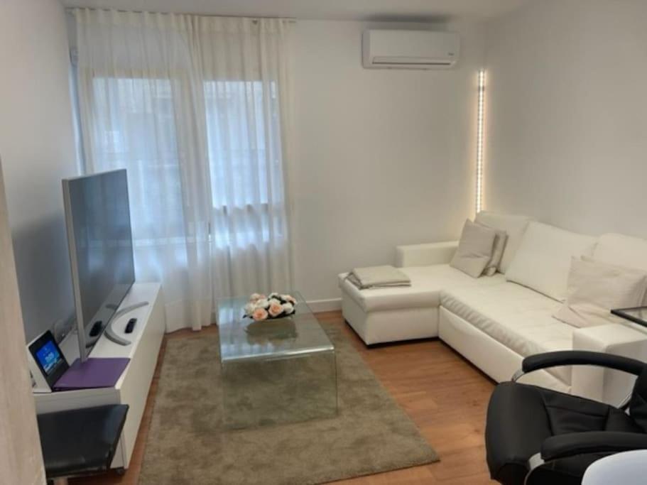 Precioso, Barrio Magdalena Apartment Ferrol Luaran gambar